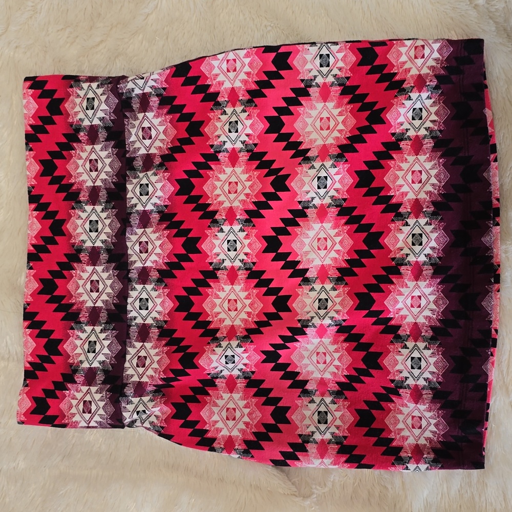 Charlotte Russe Pink and Purple Geometric Mini Skirt